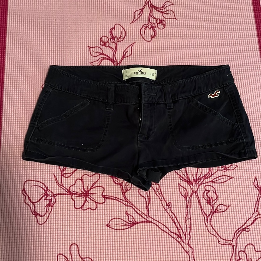 Hollister dark blue shorts
